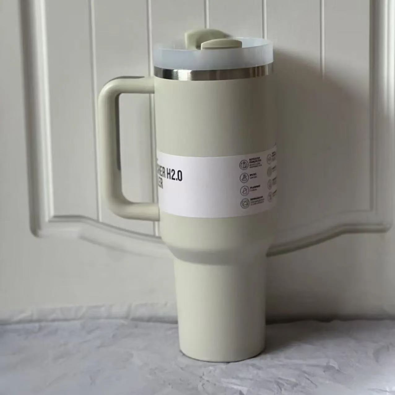 Stanley Quencher H2.0 Tumbler with Handle and Straw